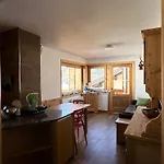 Bait Del Rin - Le Di Alice Apartment Livigno
